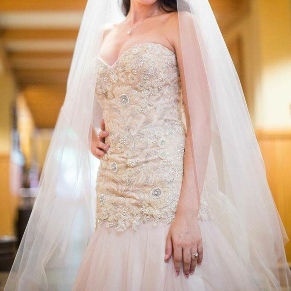 Watters Wedding Dress - Picture 5 of 7